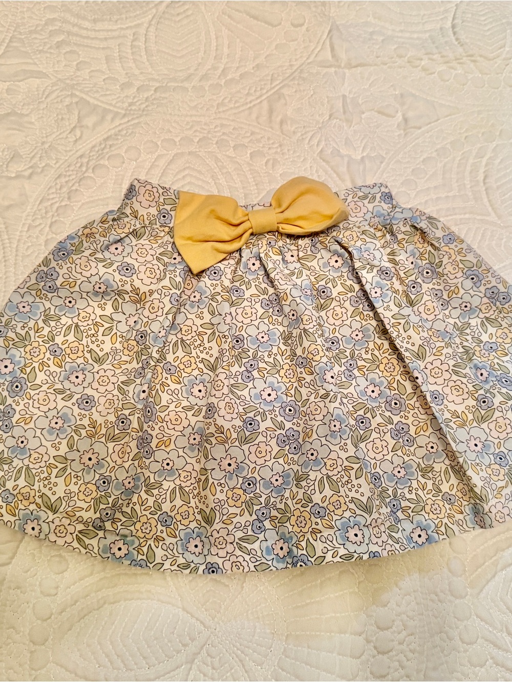 Floral Print Girls' Skort with Yellow Bow Accent